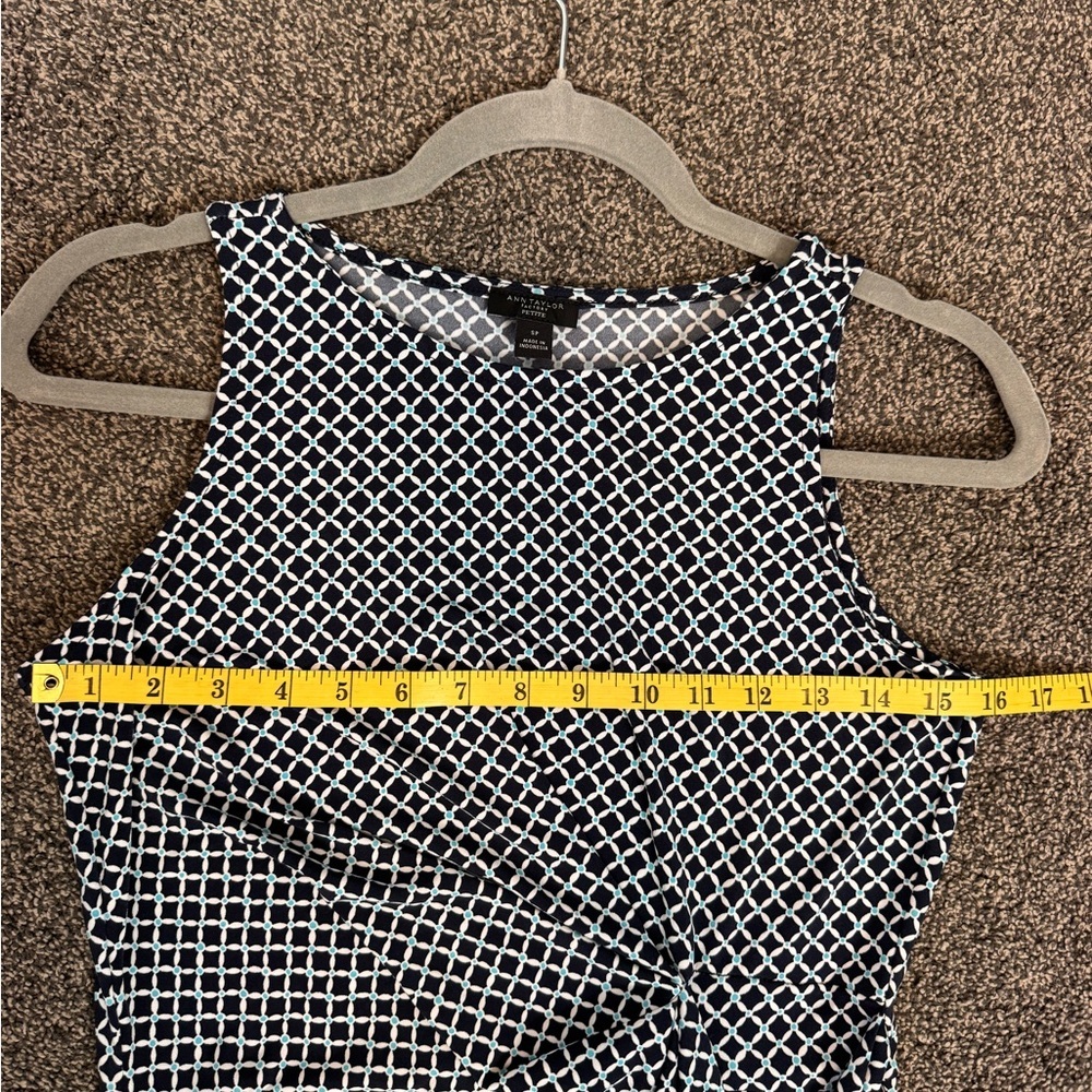 Ann Taylor Factory Blue White Geometric Pattern Sleeveless Faux Wrap Dress Sz SP - Picture 9 of 12